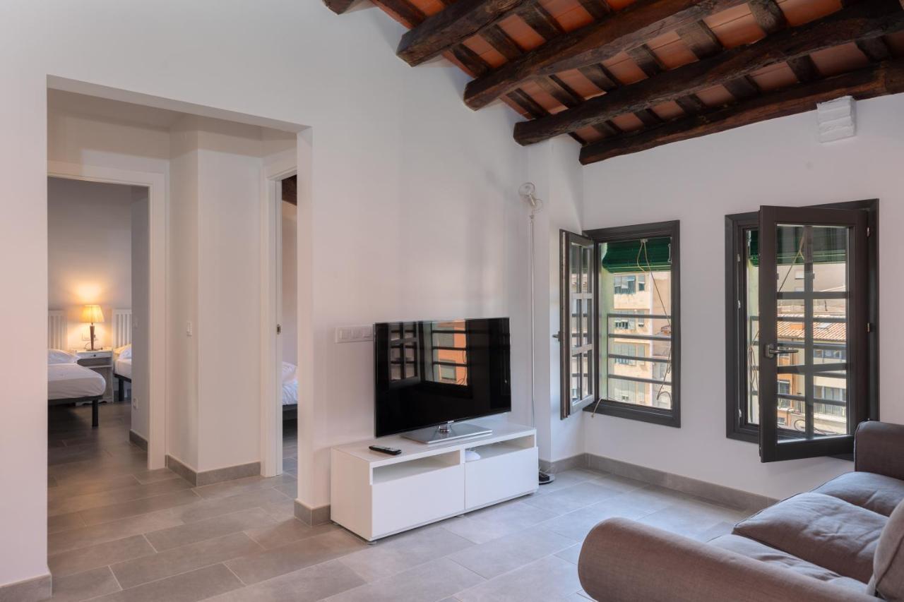 Flalteli Rambla 5 4-1 Apartment Girona Luaran gambar