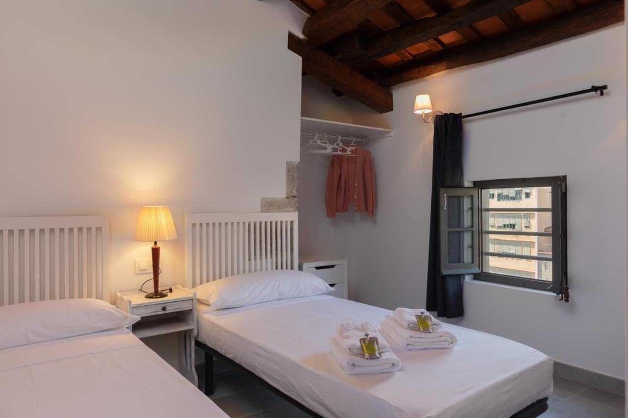 Flalteli Rambla 5 4-1 Apartment Girona Luaran gambar